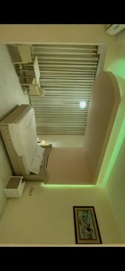 Hotel Gjyshi Qerek