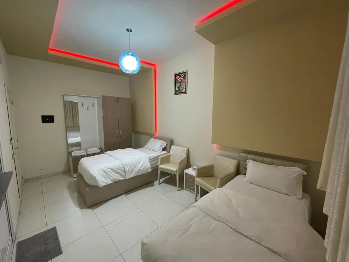 Hotel Gjyshi